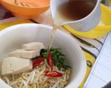 Foto langkah ke 6 dari resep Sup Bihun Tahu Vietnam.