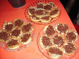 KUE BESTARI