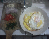 Foto langkah ke 1 dari resep Telor Ceplok Tumis Cabai.