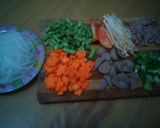 Foto langkah ke 1 dari resep sup BiOki superior.