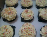 Foto langkah ke 10 dari resep Red Velvet Cake with Cream Cheese Frosting.