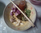 Foto langkah ke 5 dari resep Ayam kuah tauco ala Tulang Luppi.