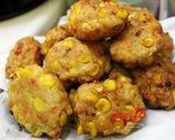 Foto langkah ke 4 dari resep Corn and Tofu Ball Fritters.