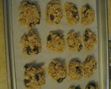 Foto langkah ke 5 dari resep Oatmeal Raisin Cookies.