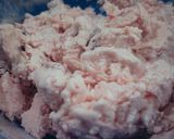 Foto langkah ke 4 dari resep Es Yogurt Stroberi.