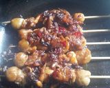 Foto langkah ke 5 dari resep Sate Jamur Bakso.