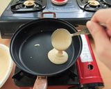 Foto langkah ke 4 dari resep Old Fashioned Pancake.