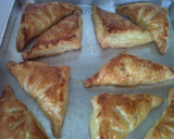 Foto langkah ke 5 dari resep Puff Pastry isi Telur & Smoke Beef.