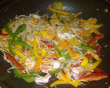 Foto langkah ke 3 dari resep BIHUN GORENG PAPRIKA.