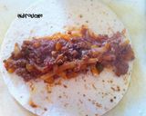Foto langkah ke 11 dari resep Cheesy Beef Burritos.