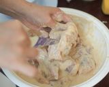 Foto langkah ke 4 dari resep Ayam Goreng Bumbu Buah.