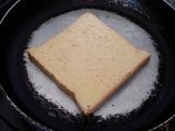 Rich French Toast with Strawberry Sauce