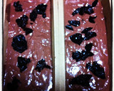 Foto langkah ke 3 dari resep Chocolate Prune Cake.
