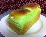 Foto langkah ke 6 dari resep Roti Pandan ( untuk 1 Loyang Pound Cake).