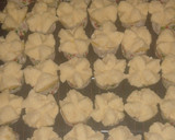 Foto langkah ke 7 dari resep Bolu kukus merekah.