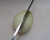 Foto langkah ke 2 dari resep How to Dice an Onion.