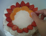 Foto langkah ke 19 dari resep Vanilla Fruit Cake (Orange & Strawberry).