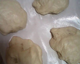 Foto langkah ke 2 dari resep Cheezy Pizza.