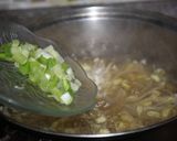 Foto langkah ke 11 dari resep Soybean Sprout Soup (KongNaMul Guk).