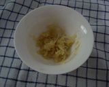 Foto langkah ke 2 dari resep Curried Carrot Soup.