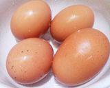 Foto langkah ke 2 dari resep Steamed Egg in Stone Pot.