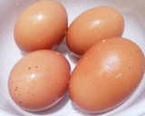Foto langkah ke 2 dari resep Steamed Egg in Stone Pot.
