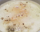 Foto langkah ke 4 dari resep Steamed Egg in Stone Pot.