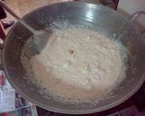 Foto langkah ke 2 dari resep Tek Nino's Secret Recipe: Minyak Kelapa.