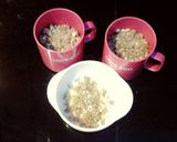 Foto langkah ke 4 dari resep Apple crisp in mug with microwave.