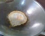 Foto langkah ke 1 dari resep Telor Ceplok Kecap.