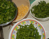 Foto langkah ke 2 dari resep Bubur Manado.