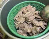 Foto langkah ke 4 dari resep Seolleongtang (Beef Bone Soup).