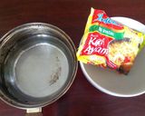 Foto langkah ke 1 dari resep Indomie Kuah Telor.