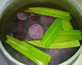 Foto langkah ke 1 dari resep kolak ubi ungu.