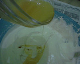 Foto langkah ke 4 dari resep Simple Rainbow Cake Tulang Luppi.
