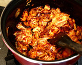 Foto langkah ke 25 dari resep Ultimate Kimchi Jjigae.