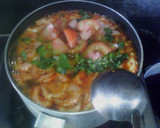 Foto langkah ke 5 dari resep Udang Jamur Jjigae.