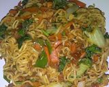 Foto langkah ke 4 dari resep Mi goreng Korea.