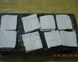 Foto langkah ke 1 dari resep Korea Pan fried tofu in soy sauce.