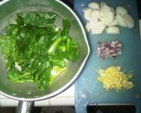 Foto langkah ke 1 dari resep Kailan Bakso Ikan.