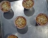Foto langkah ke 5 dari resep Banana Cheese Muffin.