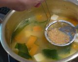 Foto langkah ke 3 dari resep Kabocha Miso Sup.