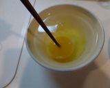Foto langkah ke 3 dari resep Teknik membuat Hot Spring Telur (Onsen Tamago) dengan microwave.