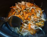 Foto langkah ke 4 dari resep Nasi Tim Jamur ala Jepang (Takikomi Gohan).
