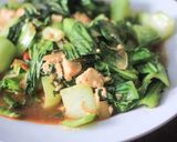 Foto langkah ke 4 dari resep Tumis Sawi Tahu .