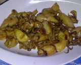 Foto langkah ke 4 dari resep Cumi Goreng Asam Manis.