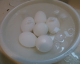 Foto langkah ke 4 dari resep Telur Setengah Matang Favorit.