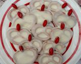 Foto langkah ke 3 dari resep sweet brezel on red-white day.