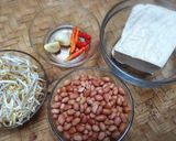 Foto langkah ke 1 dari resep Tahu Gunting Bumbu Kacang.