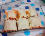 Foto langkah ke 8 dari resep Spinach Lasagna Roll-Ups.